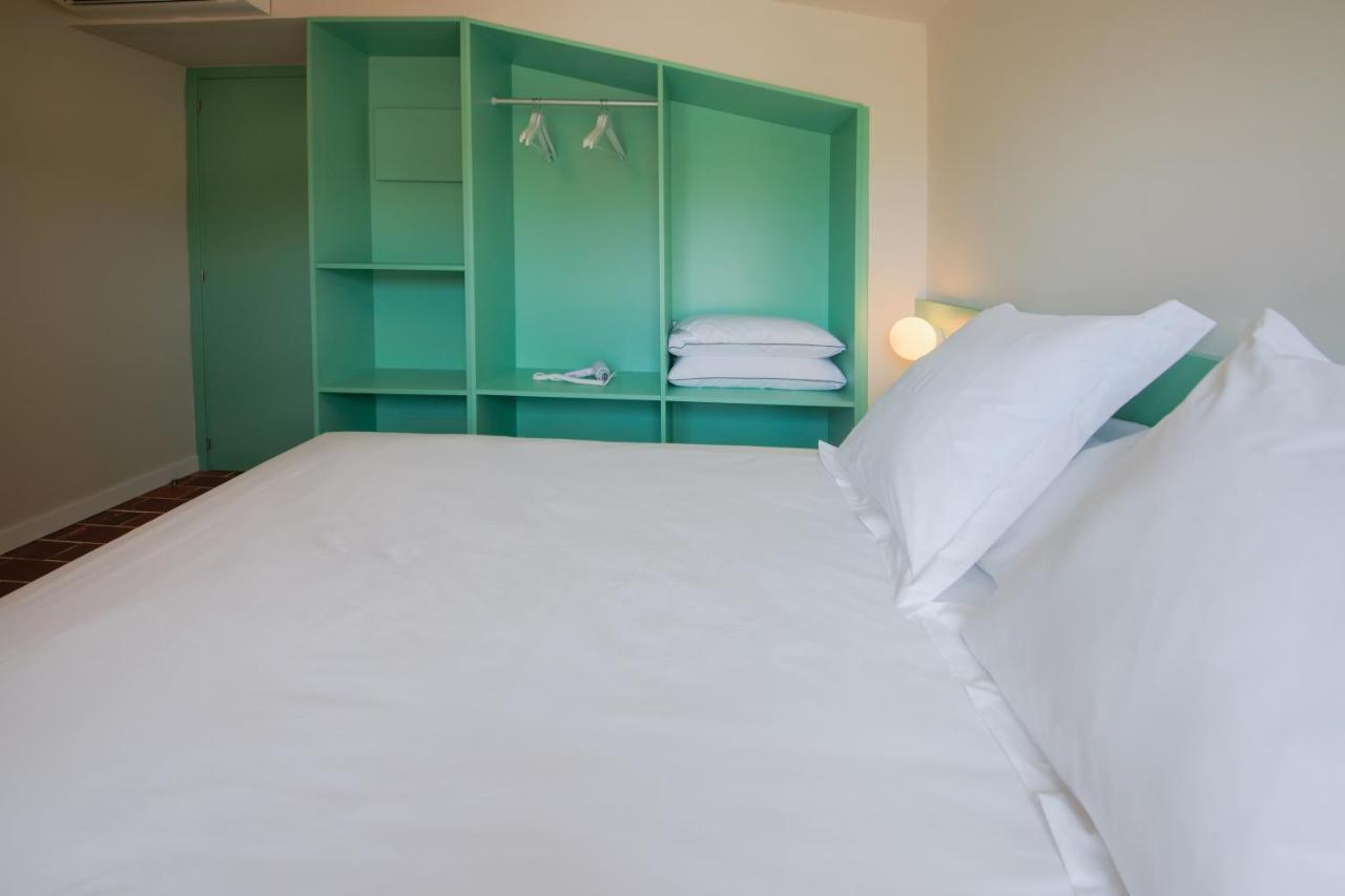 Terra Aurea Aparthotel Салоу Екстериор снимка